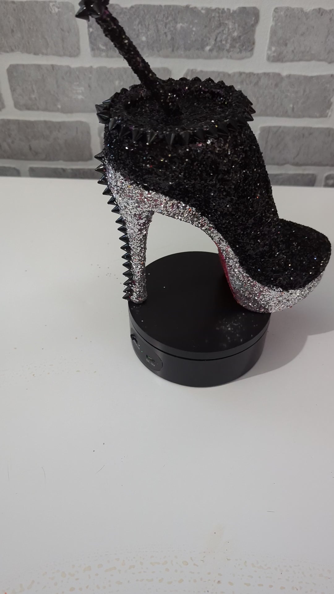 Silver Black Stiletto Heel Tumbler Cup