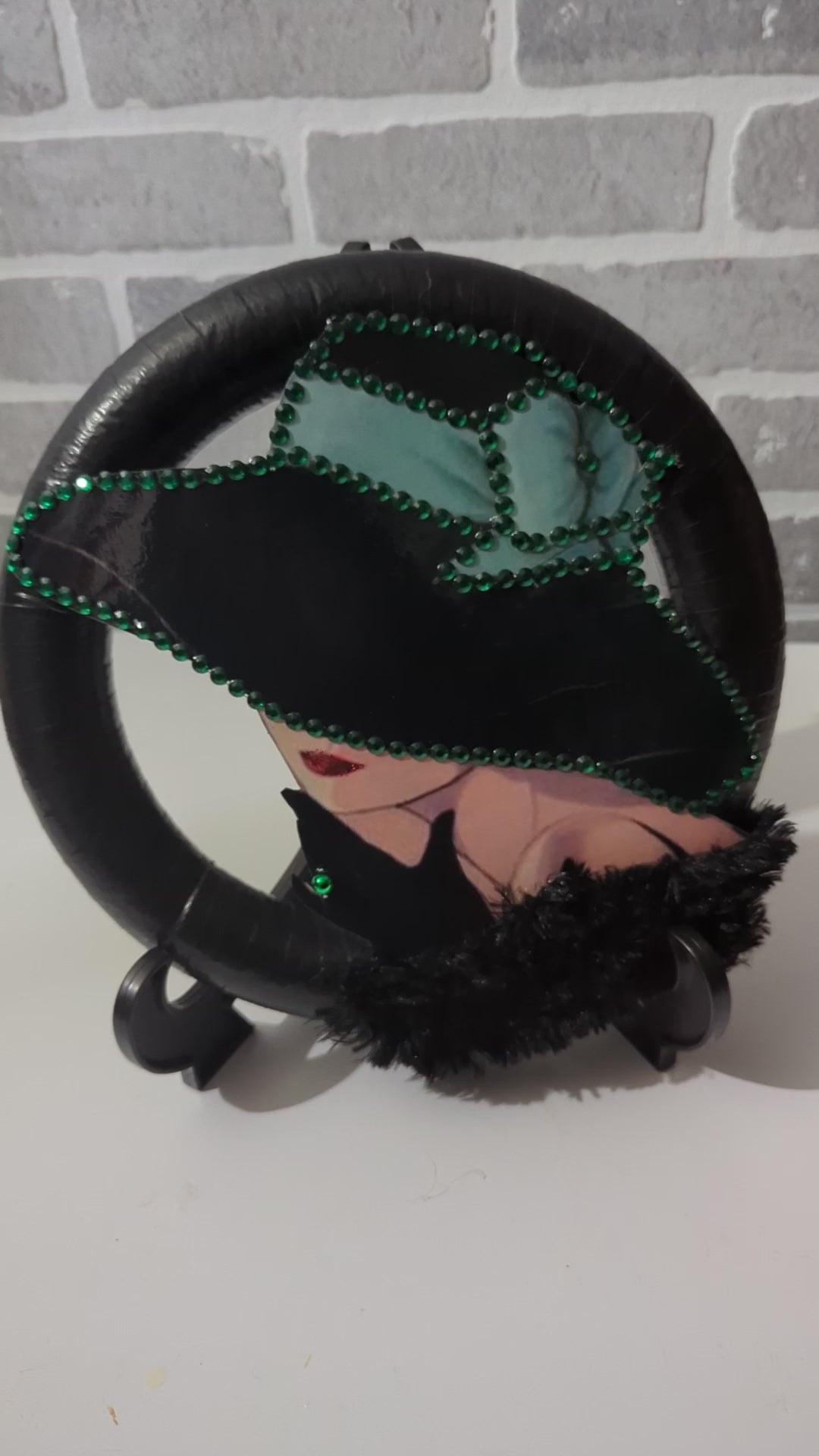 Lady Black Hat Wreath Vanity Home Decor Video